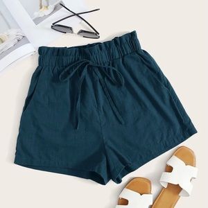 SHEIN | Paperbag Waist Slant Pocket Shorts